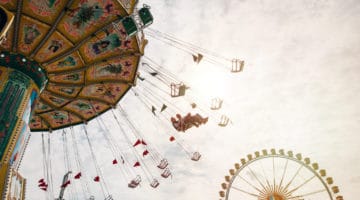 Die 10 größten Freizeitparks Europas - hier gibt's Spaß & Action für die ganze Familie