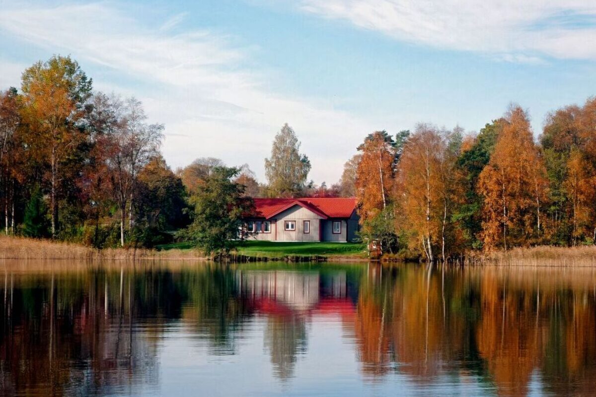 Villa an See in Nordschweden