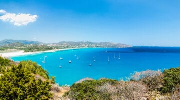 Panoramic view of Porto Giunco bay.