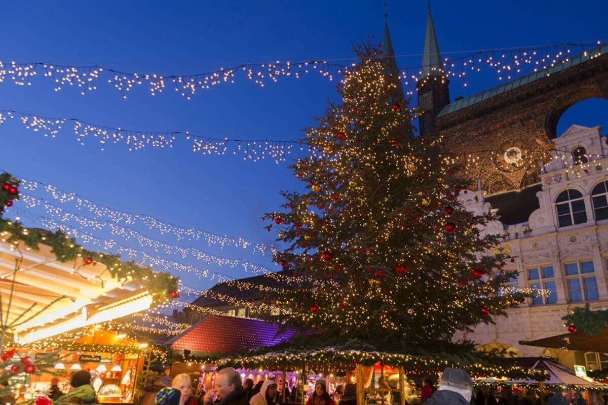 Weihnachtsmarkt auf dem Lübecker Martktplatz