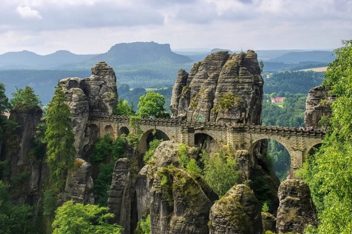 berühmteste sehenswürdigkeit sachsen: Basteibrücke