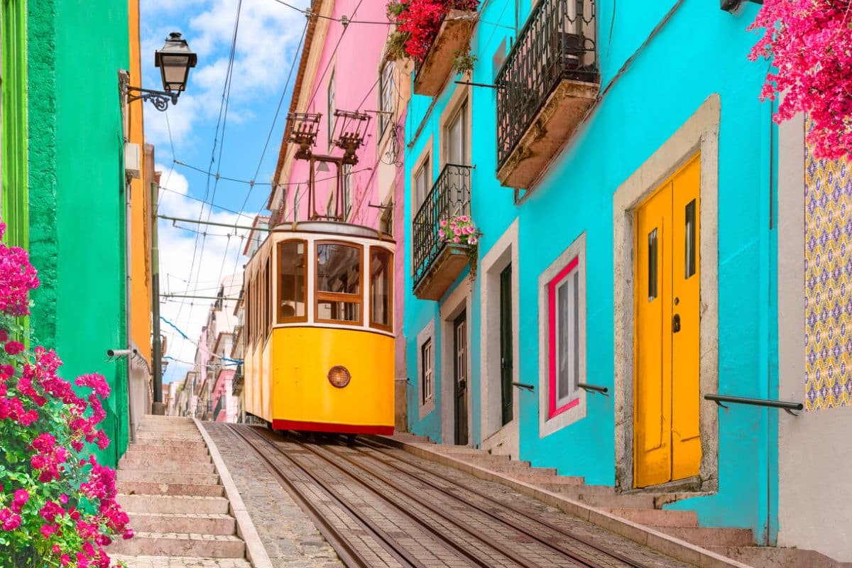 Straßenbahn auf Kulturreisen in Lissabon