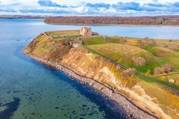 Mols Bjerge Nationalpark Dänemark mit Blick auf Schloss Kalø