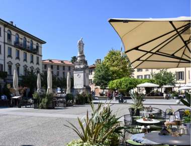 Shopping in Como