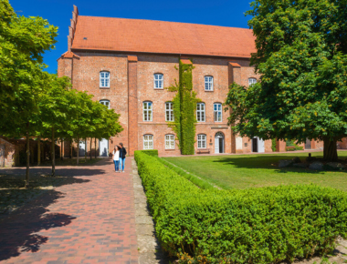 Ins Kloster gehen